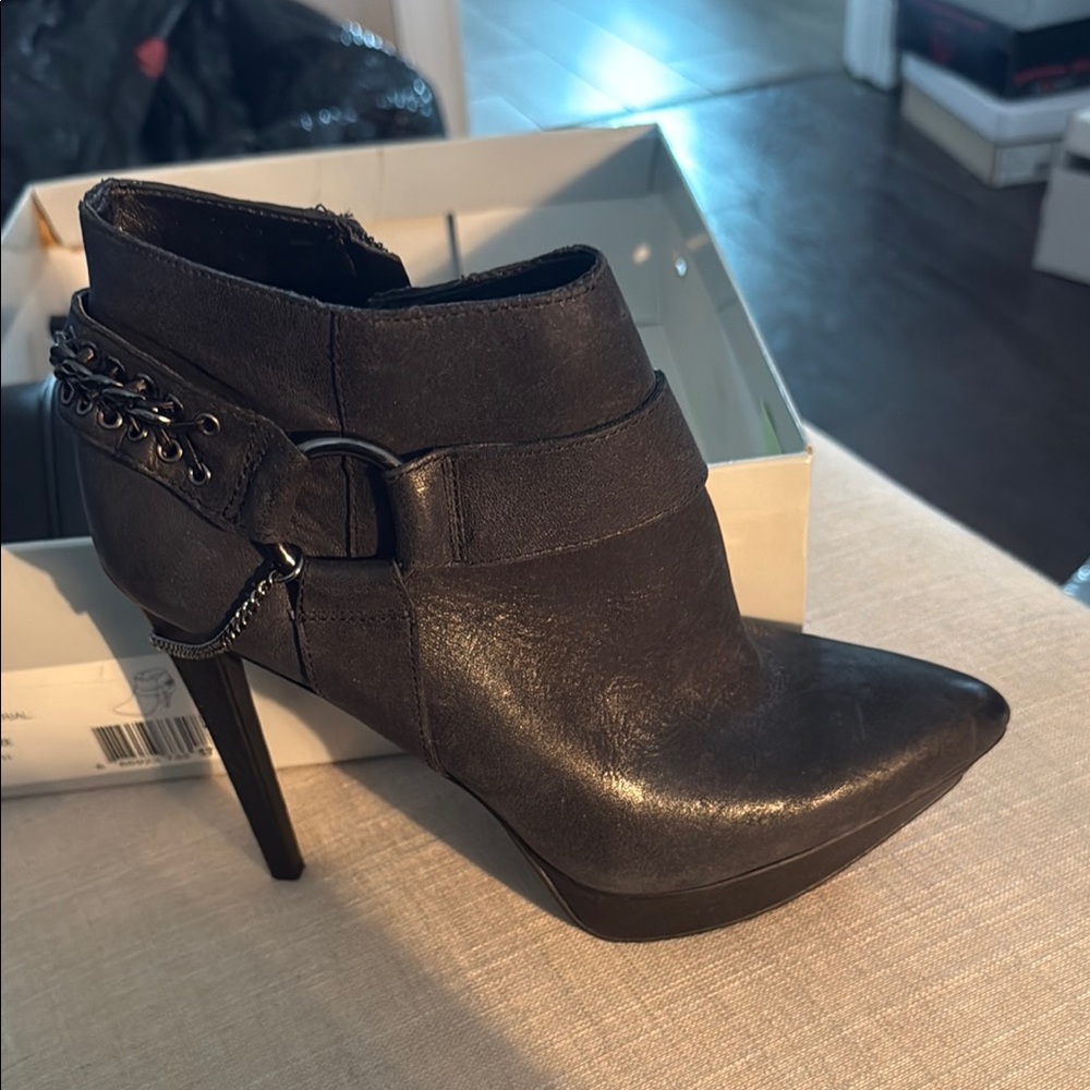 Jessica Simpson Black Heeled Boots with Stiletto Heel